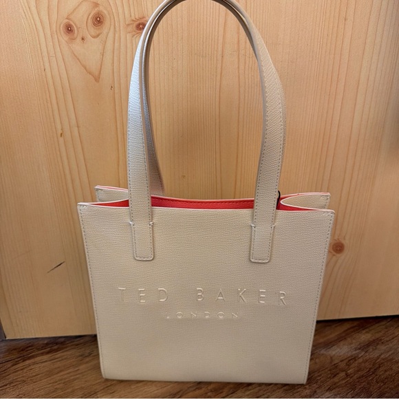 Ted Baker Handbags - Ted Baker London THE ICON 10”x10” Cream Color Tote NWT